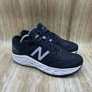 New Balance‎ Fresh Foam Vongo V4 Women's Size 7 B Black White Shoes Sneakers